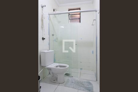 Casa à venda com 250m², 4 quartos e 4 vagasBanheiro social 1