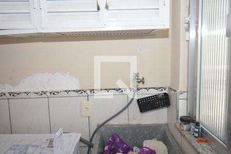 Apartamento à venda com 58m², 2 quartos e sem vagaCozinha e Área de Serviço