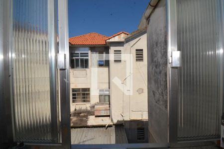 Apartamento à venda com 58m², 2 quartos e sem vagaCozinha e Área de Serviço