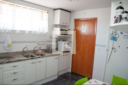 Apartamento à venda com 103m², 3 quartos e 2 vagas Apartamento à venda com 103m², 3 quartos e 2 vagasCozinha