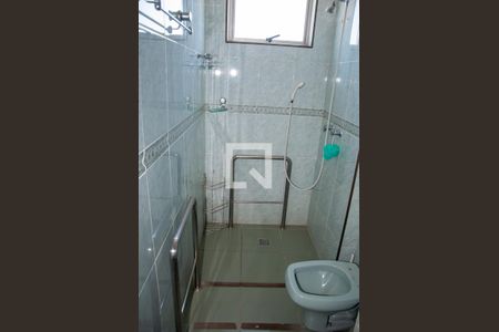 Apartamento à venda com 103m², 3 quartos e 2 vagas Apartamento à venda com 103m², 3 quartos e 2 vagasBanheiro 1