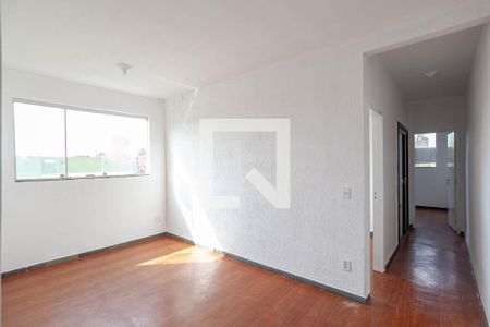 Sala  de apartamento à venda com 2 quartos, 67m² em Heliópolis, Belo Horizonte