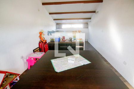 Casa à venda com 182m², 3 quartos e 3 vagas Casa à venda com 182m², 3 quartos e 3 vagasQuarto 4