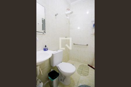 Casa à venda com 182m², 3 quartos e 3 vagas Casa à venda com 182m², 3 quartos e 3 vagasBanheiro Social