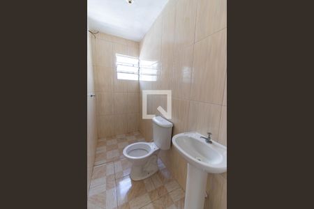 Casa à venda com 48m², 2 quartos e sem vaga Casa à venda com 48m², 2 quartos e sem vagaBanheiro