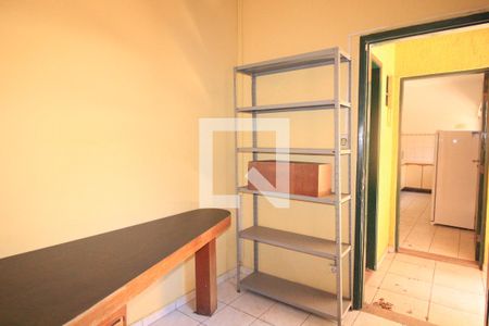 Casa à venda com 240m², 4 quartos e 4 vagasQuarto de Serviço