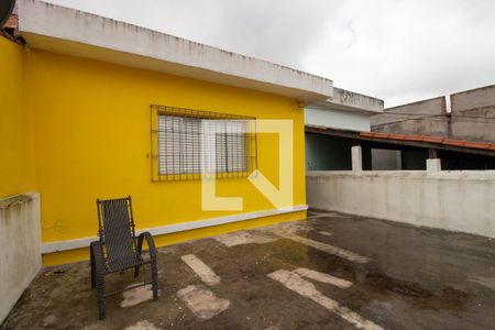 Casa à venda com 187m², 2 quartos e 2 vagas Casa à venda com 187m², 2 quartos e 2 vagasTerraço