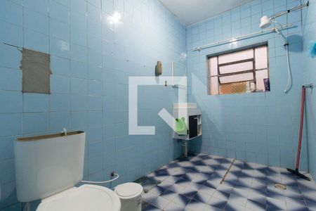 Casa à venda com 187m², 2 quartos e 2 vagas Casa à venda com 187m², 2 quartos e 2 vagasBanheiro
