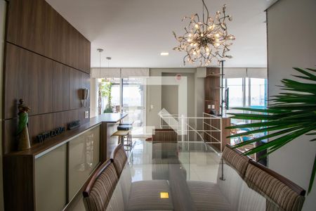 Apartamento à venda com 144m², 2 quartos e 2 vagas Apartamento à venda com 144m², 2 quartos e 2 vagasCobertura