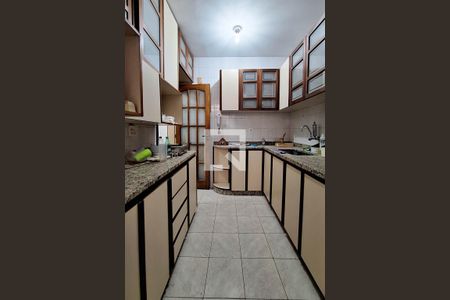 Apartamento à venda com 119m², 3 quartos e sem vagaCozinha