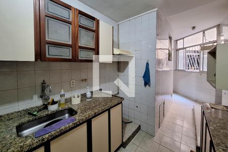 Apartamento à venda com 119m², 3 quartos e sem vagaCozinha
