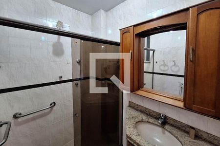 Apartamento à venda com 119m², 3 quartos e sem vagaBanheiro da Suíte