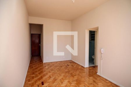 Sala de apartamento para alugar com 1 quarto, 50m² em Todos Os Santos, Rio de Janeiro