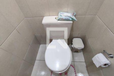 Casa à venda com 127m², 3 quartos e 3 vagas Casa à venda com 127m², 3 quartos e 3 vagasBanheiro