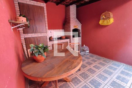 Casa à venda com 127m², 3 quartos e 3 vagas Casa à venda com 127m², 3 quartos e 3 vagasÁrea Gourmet