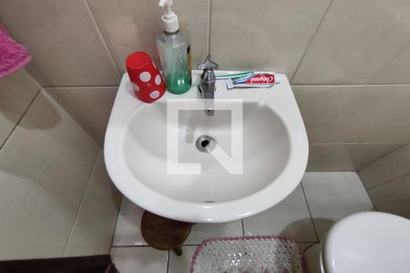 Casa à venda com 127m², 3 quartos e 3 vagas Casa à venda com 127m², 3 quartos e 3 vagasBanheiro