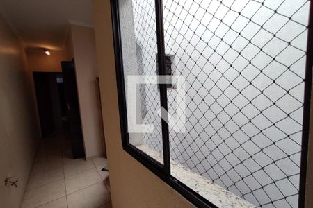 Casa à venda com 127m², 3 quartos e 3 vagas Casa à venda com 127m², 3 quartos e 3 vagasCorredor