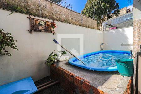 Casa à venda com 145m², 3 quartos e 3 vagas Casa à venda com 145m², 3 quartos e 3 vagasQuintal