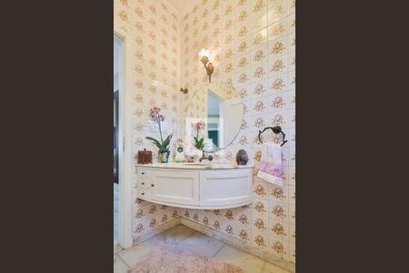 Casa à venda com 380m², 4 quartos e 3 vagasLavabo