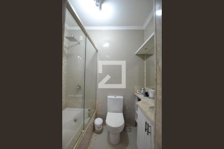 Casa de condomínio à venda com 204m², 4 quartos e 2 vagasBanheiro da Suíte 2