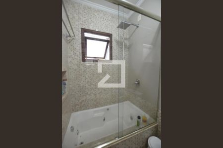 Casa de condomínio à venda com 204m², 4 quartos e 2 vagasBanheiro da Suíte 2