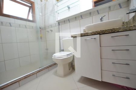 Casa de condomínio à venda com 204m², 4 quartos e 2 vagasBanheiro