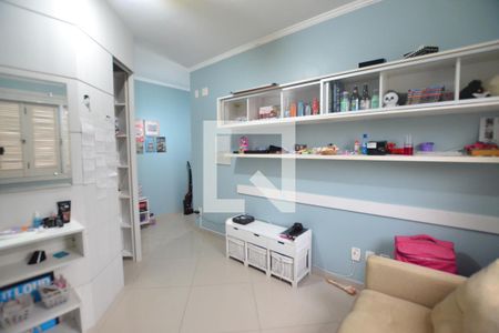 Casa de condomínio à venda com 204m², 4 quartos e 2 vagasSuíte 2