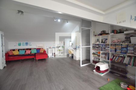 Casa de condomínio à venda com 204m², 4 quartos e 2 vagasQuarto/Reversível