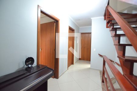 Casa de condomínio à venda com 204m², 4 quartos e 2 vagasCirculação