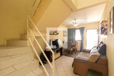 Sala de casa para alugar com 2 quartos, 76m² em Campo Grande, Rio de Janeiro
