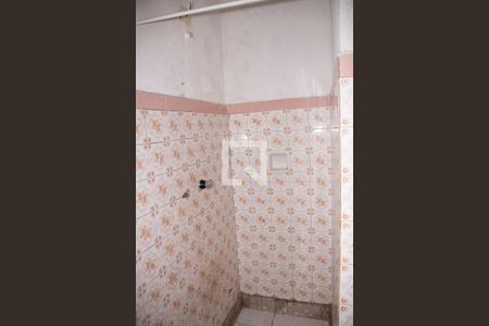 Casa para alugar com 80m², 2 quartos e sem vaga Casa para alugar com 80m², 2 quartos e sem vagaBanheiro