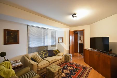 Apartamento à venda com 285m², 4 quartos e 4 vagas Apartamento à venda com 285m², 4 quartos e 4 vagasSala de tv