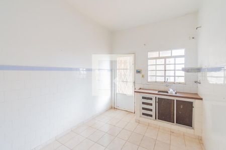 Casa à venda com 400m², 4 quartos e 2 vagasCasa 2 - Cozinha