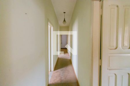 Casa à venda com 400m², 4 quartos e 2 vagasCorredor