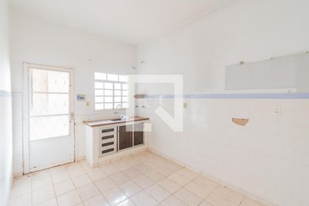 Casa à venda com 400m², 4 quartos e 2 vagasCasa 2 - Cozinha