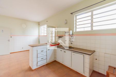 Casa à venda com 400m², 4 quartos e 2 vagasCozinha