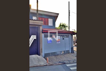 Casa à venda com 300m², 3 quartos e 2 vagasFachada