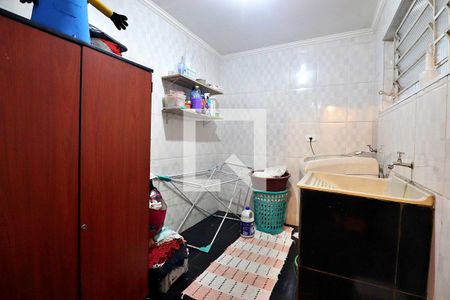 Casa à venda com 300m², 3 quartos e 2 vagasÁrea de Serviço