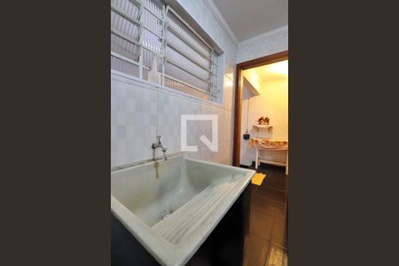 Casa à venda com 300m², 3 quartos e 2 vagasÁrea de Serviço