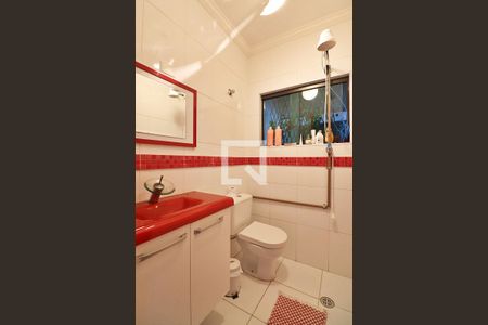 Casa à venda com 300m², 3 quartos e 2 vagasBanheiro Social 2