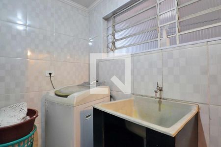 Casa à venda com 300m², 3 quartos e 2 vagasÁrea de Serviço