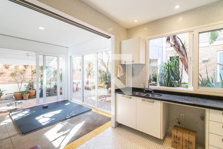 Casa à venda com 291m², 4 quartos e 3 vagas