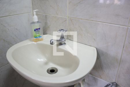 Lavabo de casa para alugar com 3 quartos, 120m² em Planalto Paulista, São Paulo