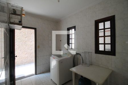 Casa à venda com 163m², 3 quartos e 4 vagasLavanderia