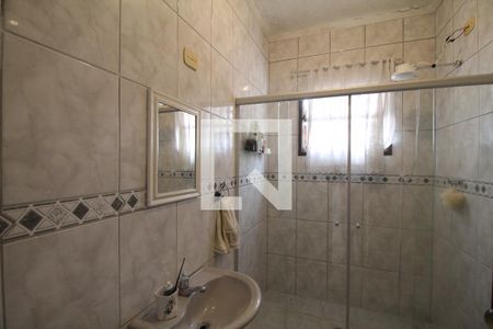 Casa à venda com 163m², 3 quartos e 4 vagasBanheiro 1