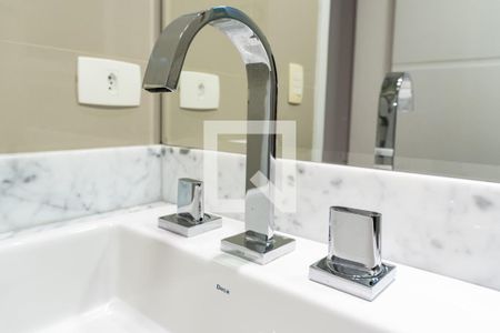 Casa para alugar com 234m², 3 quartos e 3 vagas Casa para alugar com 234m², 3 quartos e 3 vagasBanheiro da Suíte Torneira