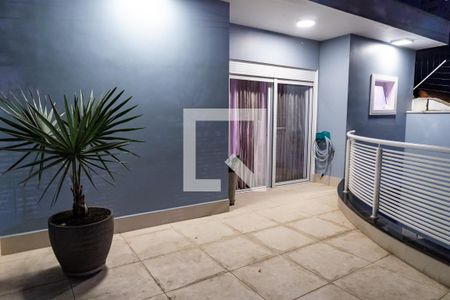 Casa para alugar com 234m², 3 quartos e 3 vagas Casa para alugar com 234m², 3 quartos e 3 vagasSacada