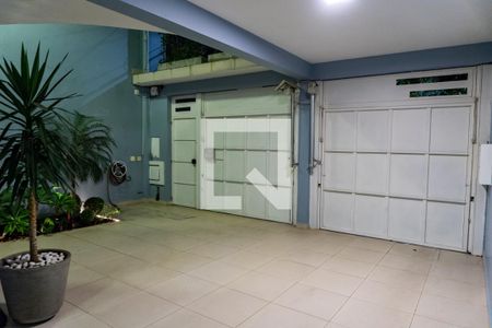 Casa para alugar com 234m², 3 quartos e 3 vagas Casa para alugar com 234m², 3 quartos e 3 vagasGaragem
