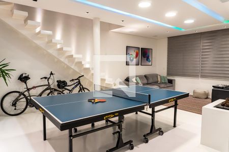 Sala de casa à venda com 3 quartos, 234m² em Mirandópolis, São Paulo