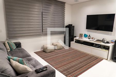 Sala de casa à venda com 3 quartos, 234m² em Mirandópolis, São Paulo